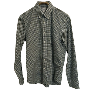 L.L. Bean Men's Medium Regular Slim Fit 100% Cotton Long Sleeve Button up Shirt